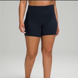 Lululemon bike short